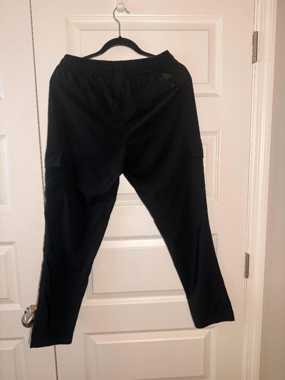 The North Face Slim Fit Athletic Pants | Black | Women’s Medium